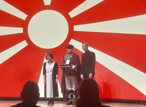 Кардиологот и алпинист Сашко Кедев одликуван со Орден „8 Септември“