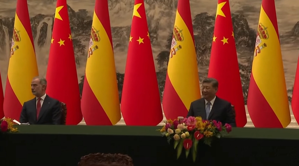 Кинескиот претседател и шпанскиот крал Фелипе ги зајакнуваат врските, Мадрид сака кинески инвестиции