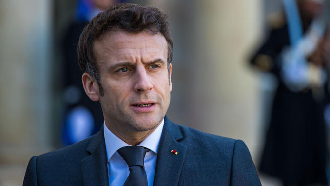 Макрон: Нема да има ограничувања за украинската армија