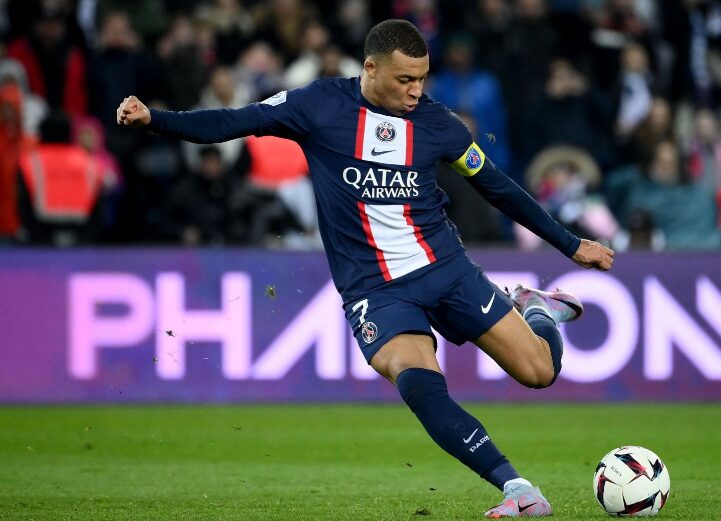 Мбапе бара од ПСЖ 240, ПСЖ од него 180 милиони евра