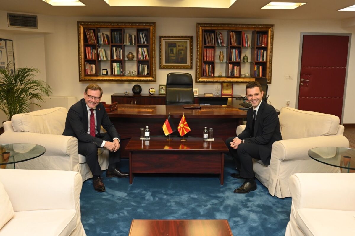 Министерот Муцунски домаќин на министерот за надворешни работи на Сојузна Република Германија, Јохан Вадефул