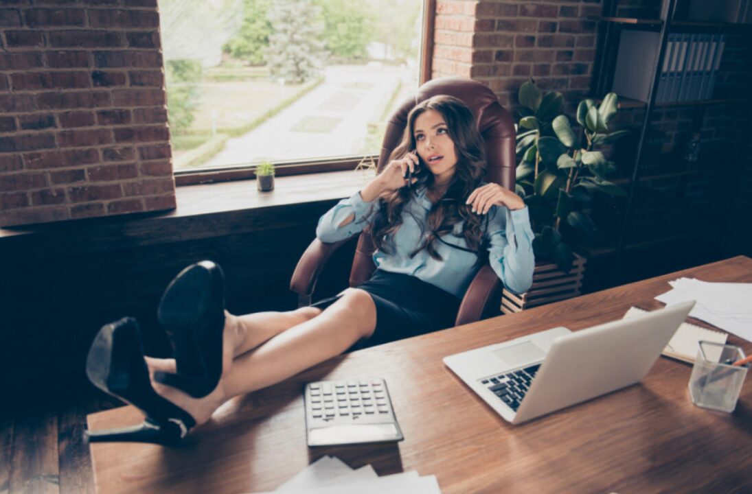 Не знаете кога се сериозни, а кога не, но тоа е само штит: овие хороскопски знаци се кралеви на сарказмот