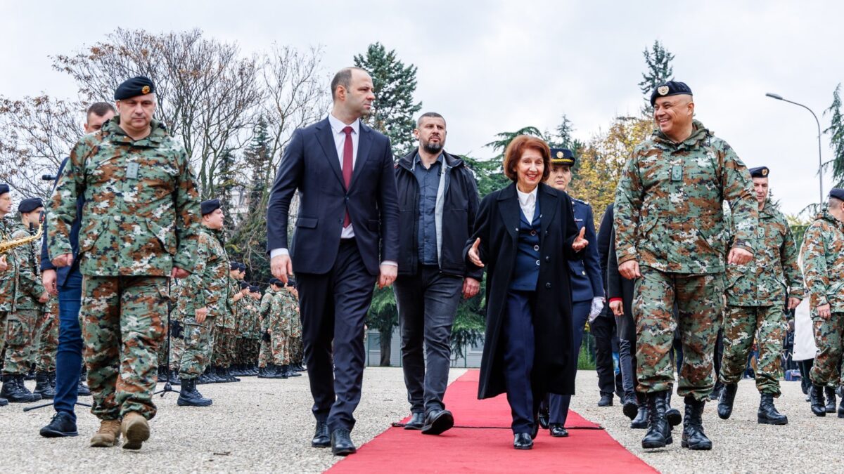 Нова генерација питомци и офицери положија заклетва на Воената академија