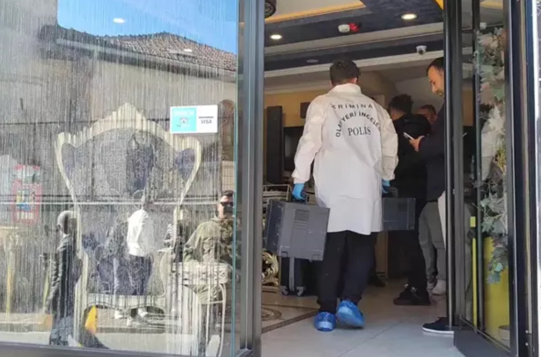 Обдукцијата на мајката и двете деца затруени во Истанбул не ја откри причината за смртта, во болница примени уште двајца туристи од истиот хотел