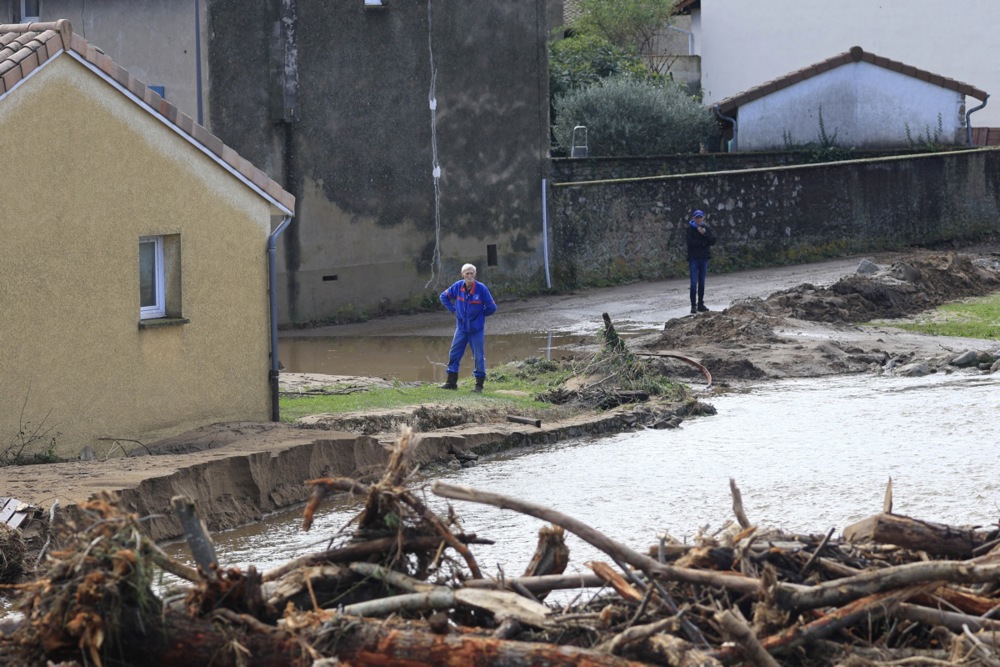 По поплавите во Царев Двор и Дрмени, Општина Ресен најави дезинфекција на улиците
