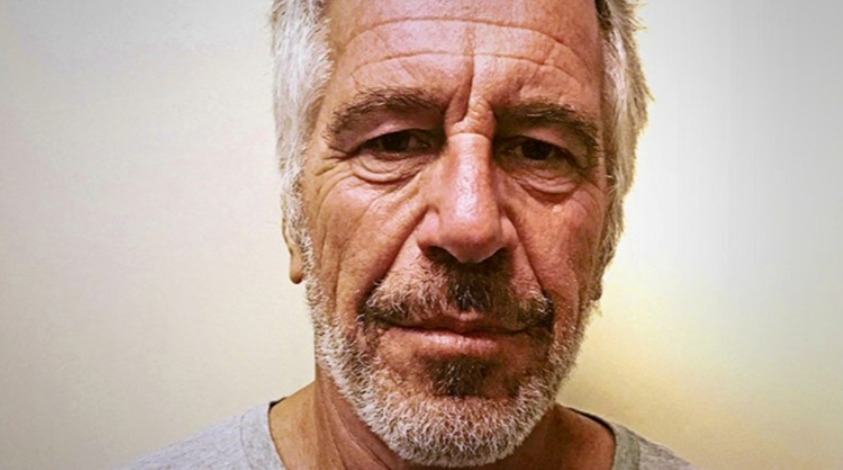 Судските документи откриваат нови детали за врската на принцот Ендру и Епштајн