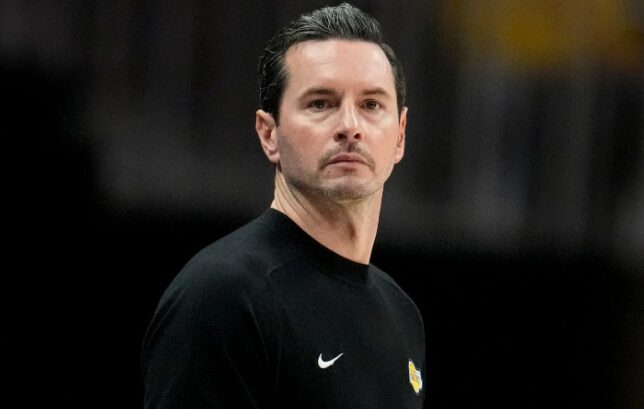 Тренерот на Лејкерси збесна по поразот од Атланта