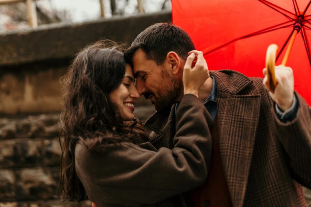 Три навики кои помагаат љубовта да трае со години