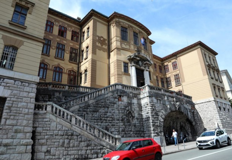 Уапсен педофил во Риека: намамувал девојчиња на социјалните мрежи