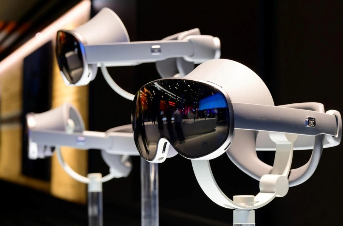 ФОТО: Објавени детали за паметните очила на Samsung