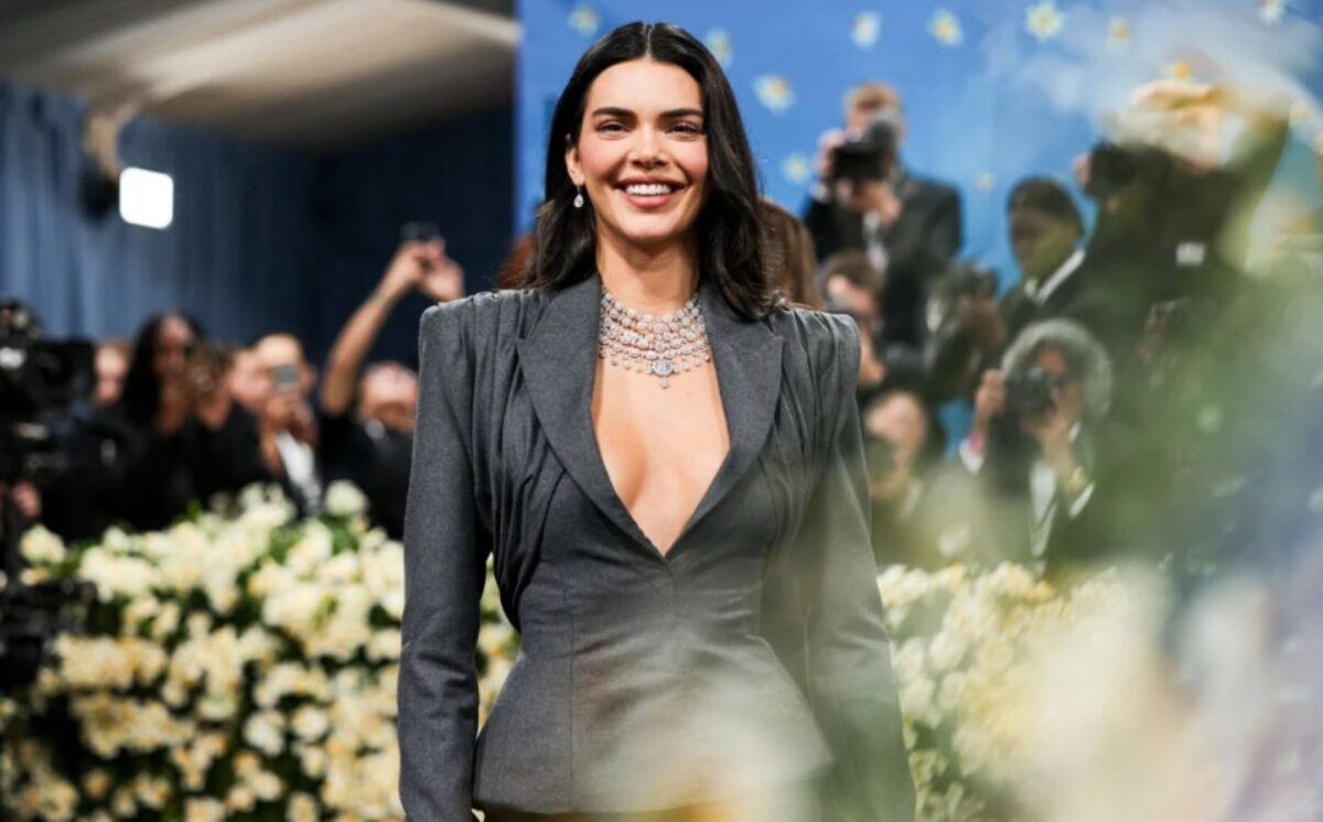 (Фото) Најбараната убавица го прослави својот роденден