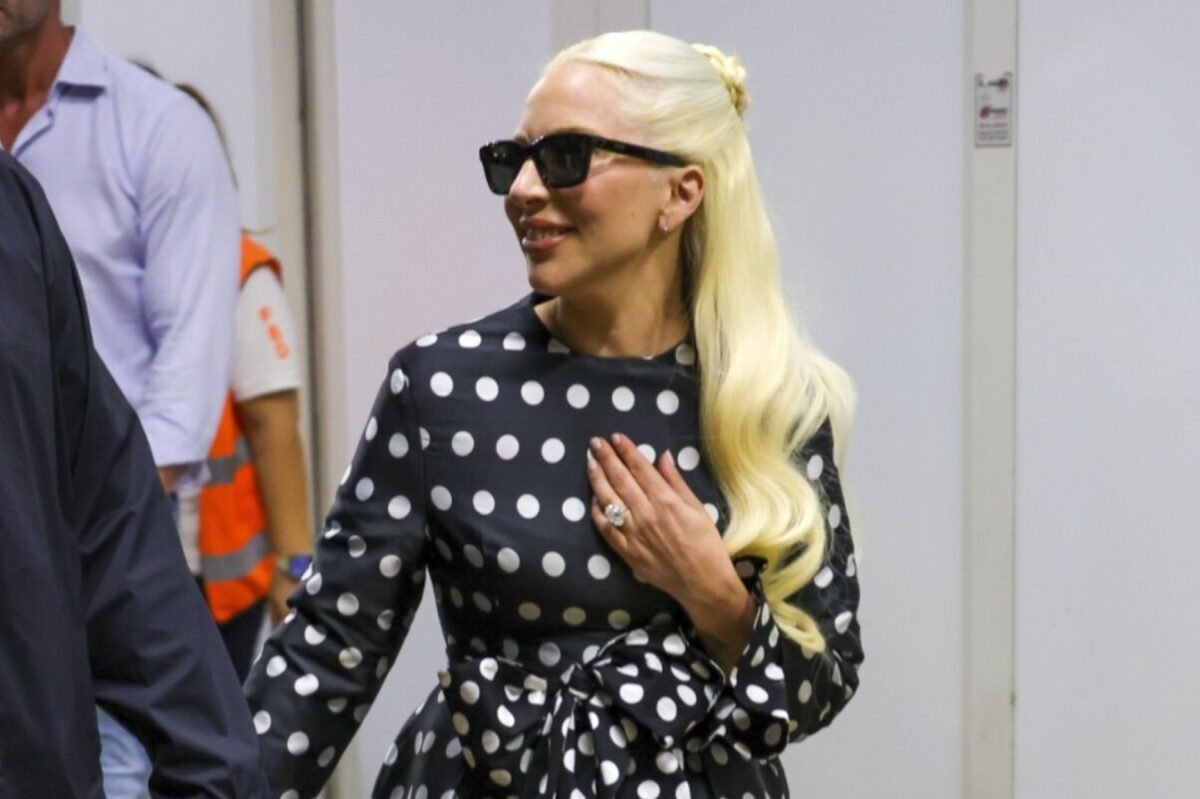 (Фото) По нервниот слом, поп-ѕвездата драстично го промени својот имиџ