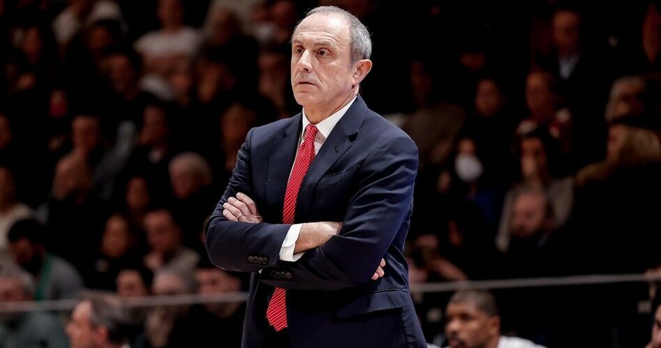 Шок во Милано, Еторе Месина поднесе оставка