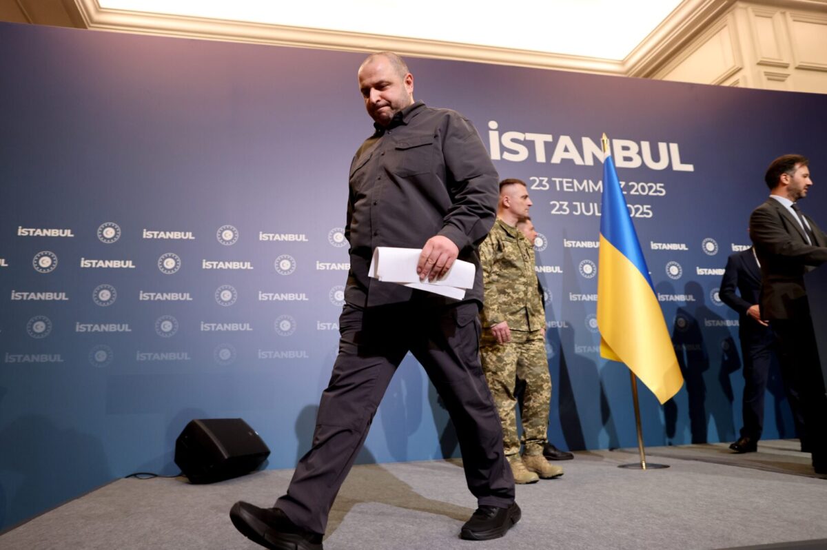 „Њујорк пост“: Мировниот план на Трамп доби позитивна оценка од Умеров