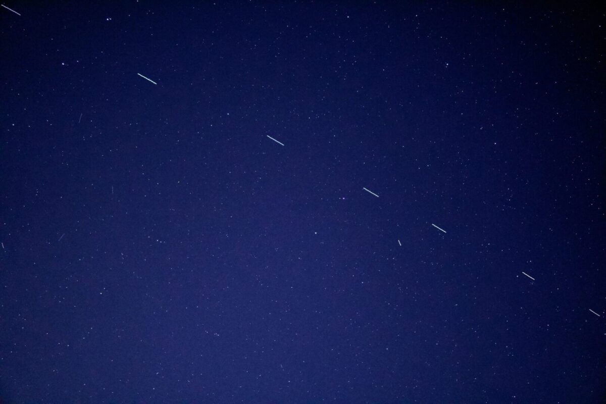 АП: Русија наводно развива ново оружје за уништување на сателитите Starlink