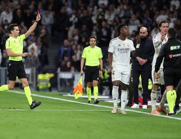 (Видео) Бес и лутина на „Бернабеу“ – Тројца од Реал поцрвенеа против Селта