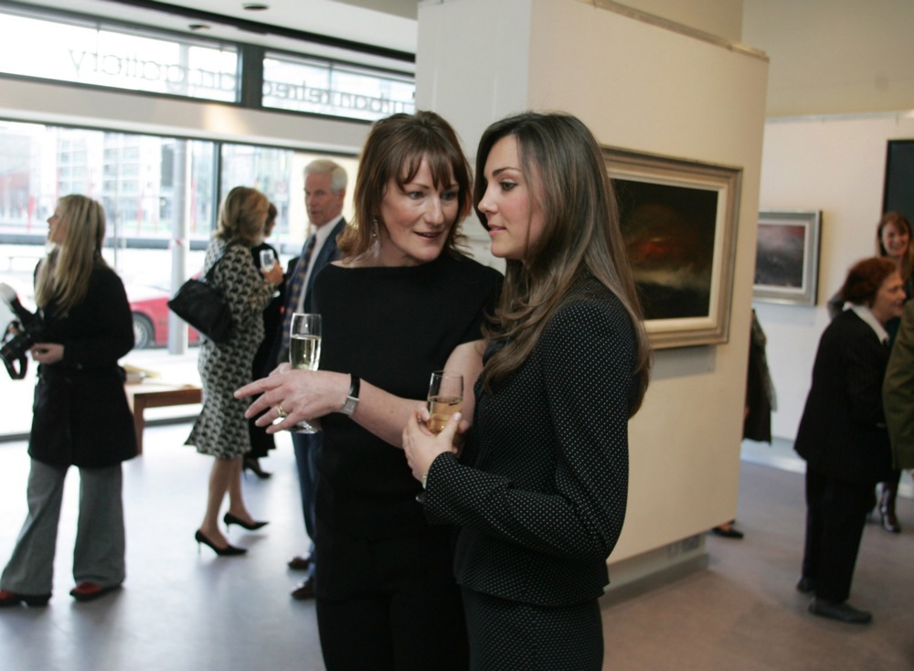 (Видео) Дамското издание на Кејт Мидлтон е за секоја пофалба