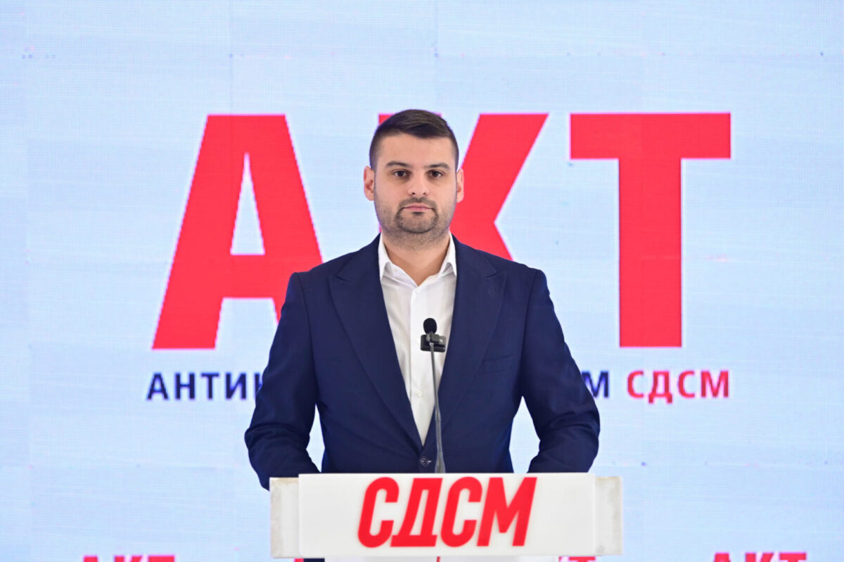 (Видео) Димитријевиќ: Финансиската полиција да отвори истрага за преземањето на „Стопанска Банка АД Битола“