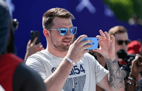 (Видео) Дончиќ ги честеше соиграчите и вработените во ЛА Лејкерс