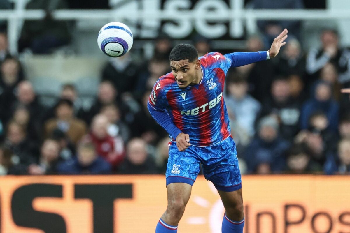 (Видео) Лакроа два пати трагичар на „Емирати“, Арсенал се пласира во полуфиналето на Лига Купот