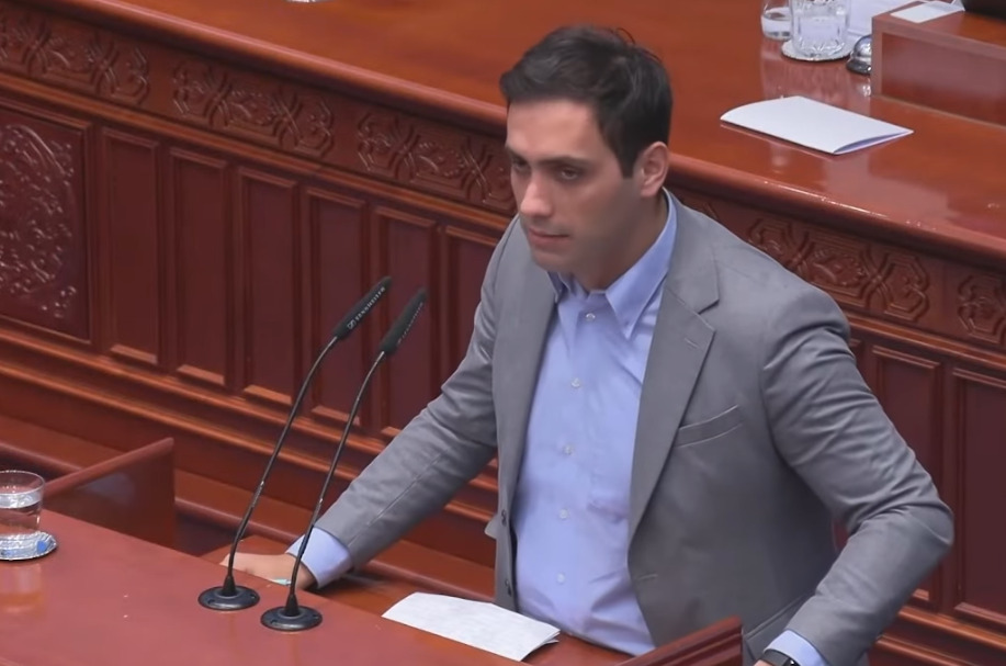 (Видео) Мециновиќ: Владата води историски најопасна надворешна политика по државните интереси