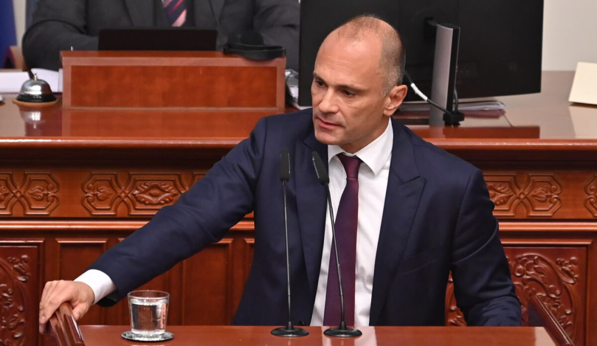 (Видео) Филипче до Мицкоски: Граѓаните ли се „талог“ затоа што ја критикуваат власта?