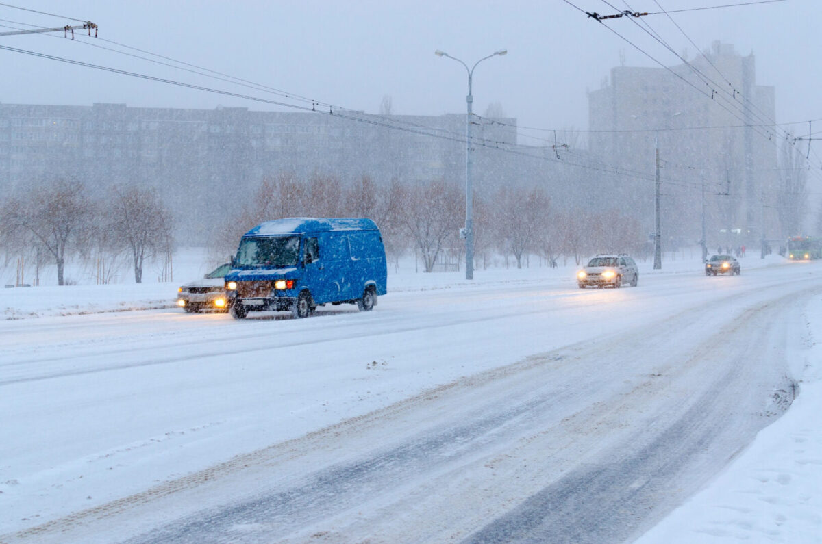 Во Кина е издадено црвено предупредување поради снежни бури