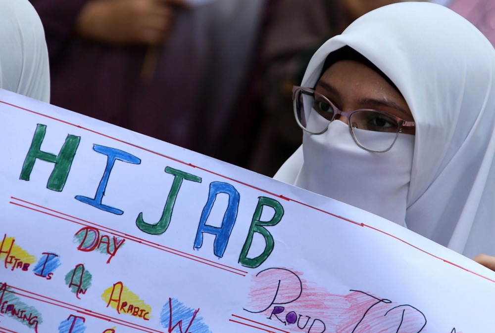 Германски суд: Судијките муслиманки не може да носат хиџаб во судница