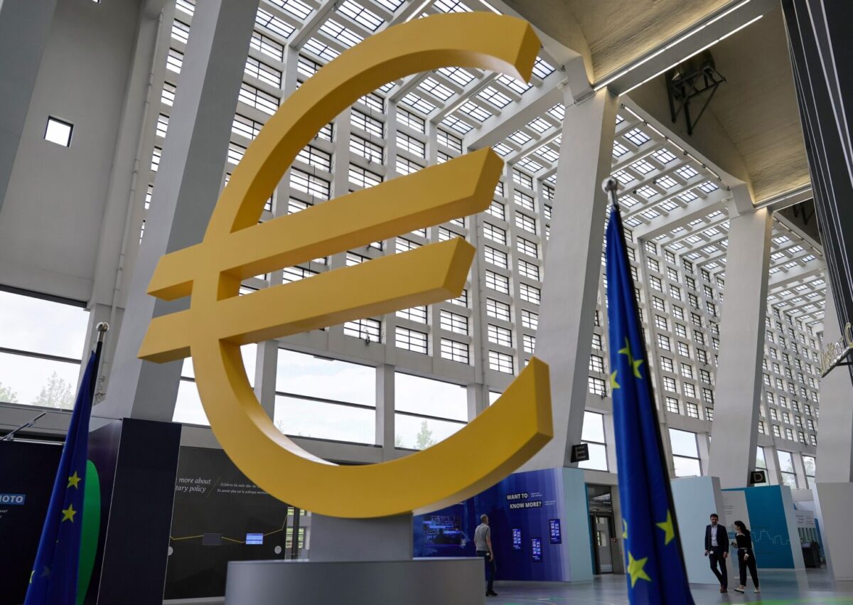 Европската централна банка одби да поддржи заем од 140 милијарди евра за Украина