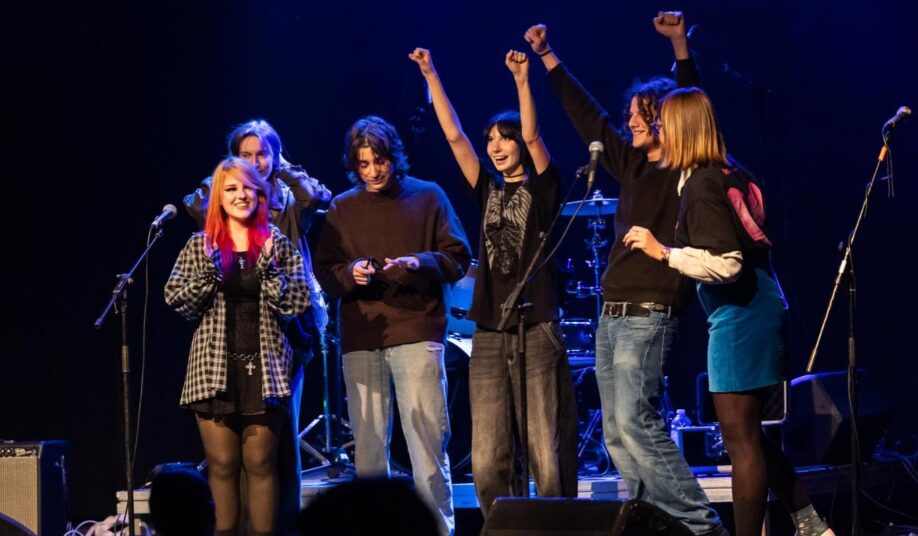 Младиот кочански рок бенд „Корка“ на 14 декември настапува на меѓународен музички натпревар во Брисел