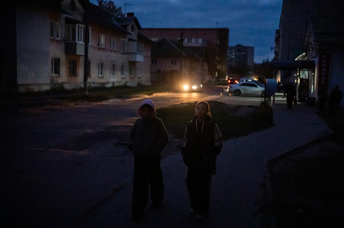 Молдавија има проблеми со струјата поради руските напади врз енергетскиот систем на Украина