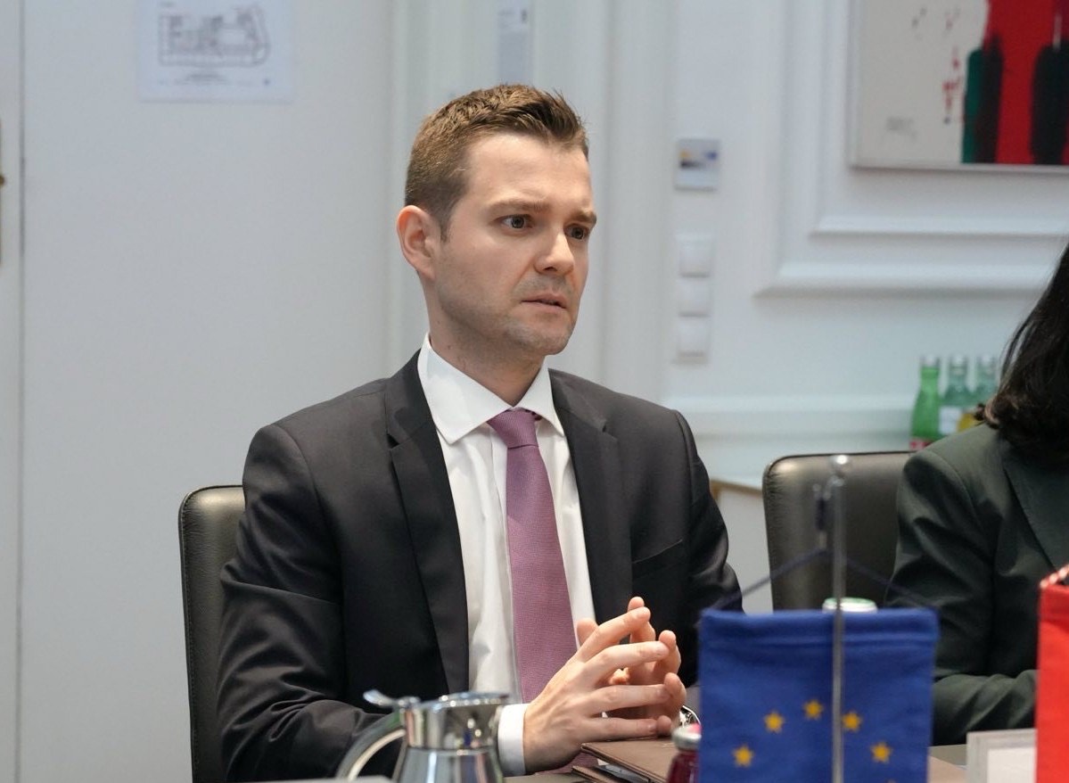 Муцунски во Виена ги презентираше владините политики за привлекување нови странски инвестиции