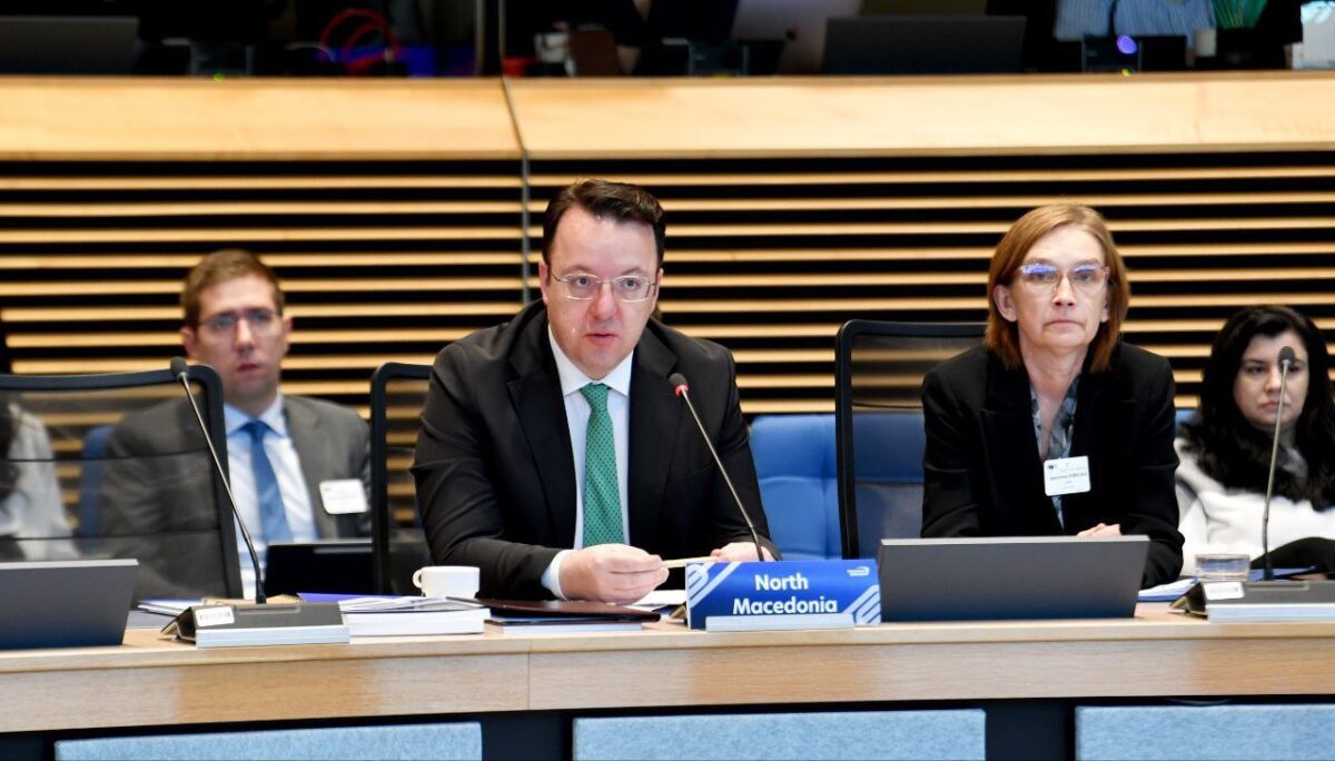 Николoски: Вложуваме силни напори да изградиме квалитетна железничка и патна мрежа во Македонија