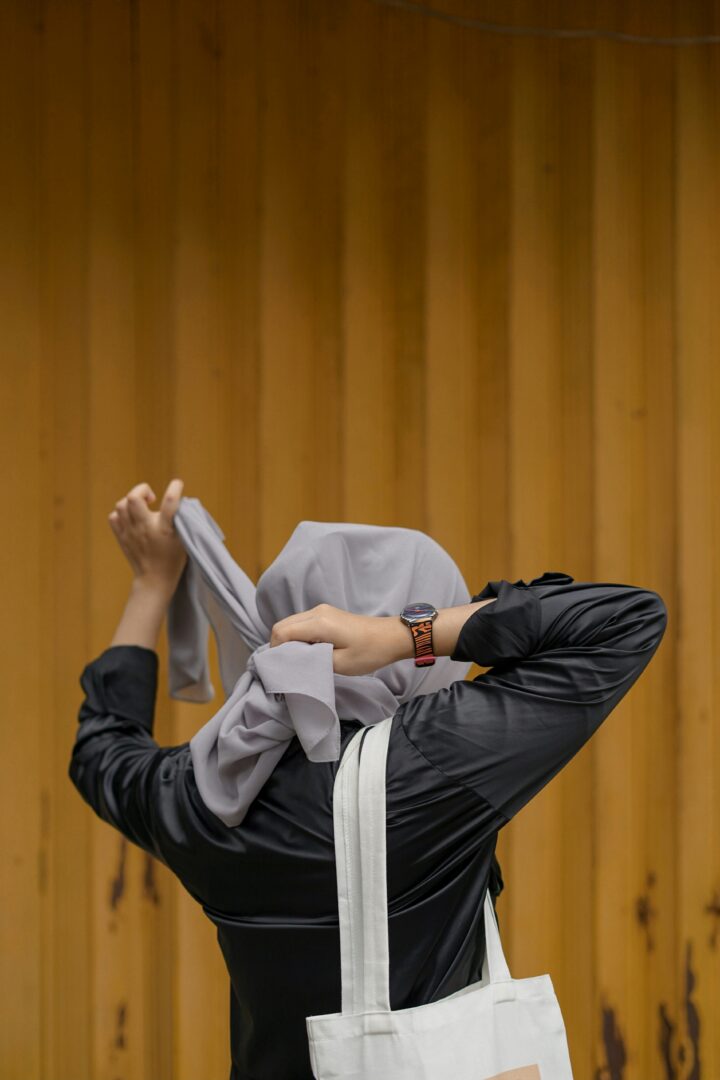 Нов закон во Австрија: Девојчињата до 14 години повеќе не смеат да носат хиџаб во училиште