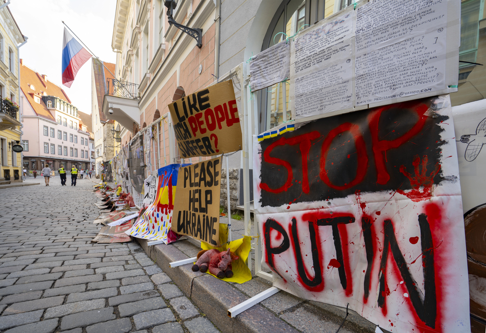 Руски активист и критичар на Путин осуден на шест години затвор