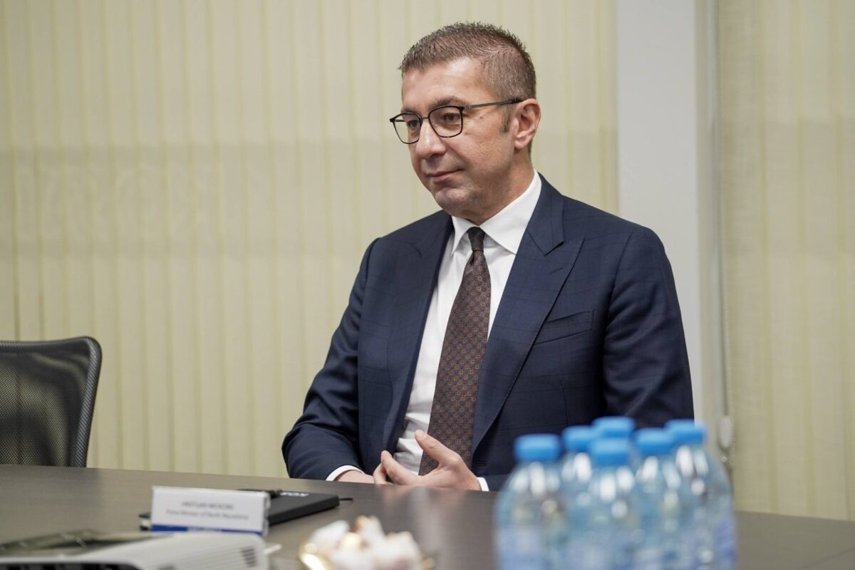 СДСМ: Мицко, малиот Вучко, копира сè што прави неговиот српскиот „стрико“