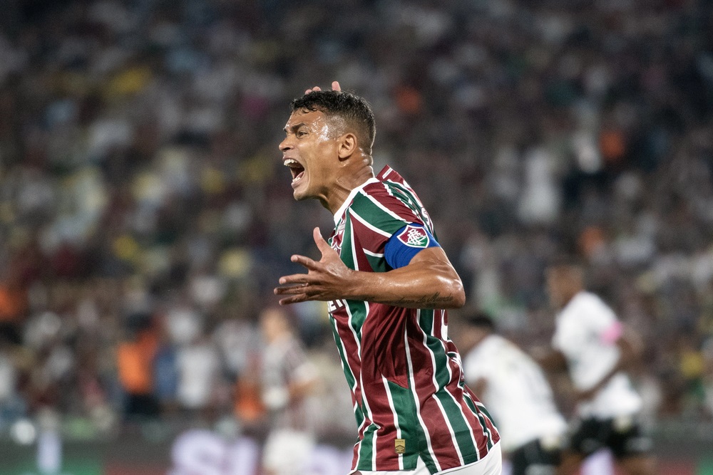 Тиаго Силва се враќа во Европа