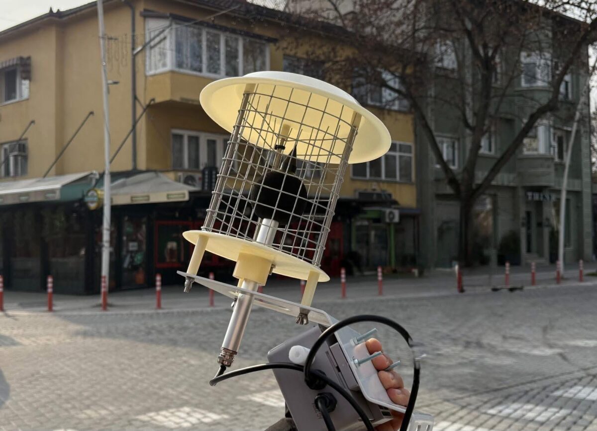 (Фото) Герасимовски: Поставени сите уреди за мерење бучава – инспекциските служби вршат контроли на 30 локации во Центар