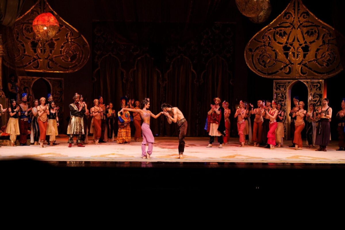 Шехерезада в петок во МОБ