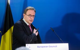 Белгискиот премиер: Трамп е гладна гасеница