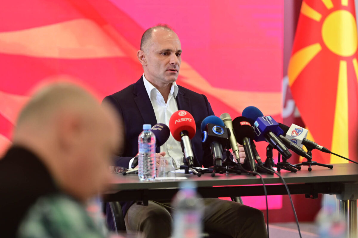 ВМРО-ДПМНЕ: СДСМ е на страната на Мадуро, тие и по 48 часа се без став за апсењето на венецуелскиот диктатор