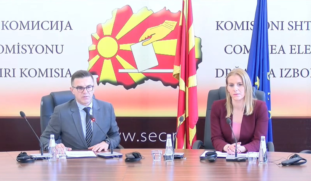 (Видео) ДИК: До 13 часот излезноста е 8,90 отсто, едно избирачко место воопшто не е отворено