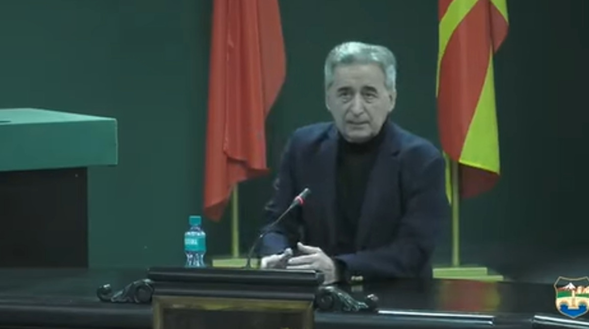 (Видео) Пенов: Потребни се итни мерки за загадувањето во Скопје – само оџакот на Цементарница чади колку 10.000 станбени единици