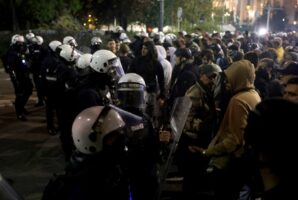 Европската комисија повторно бара истрага за можната употреба на звучен топ на протестите во Белград