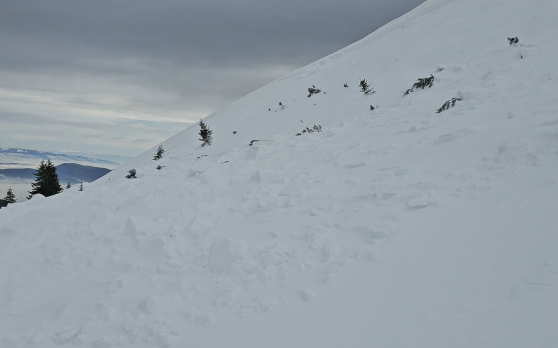 Зголемена опасност од лавини на Шар Планина: Националниот парк со предупредување, посетителите да постапуваат претпазливо