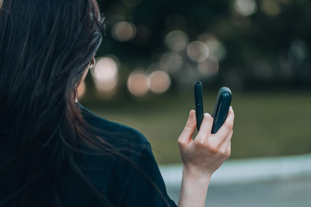 И електронските цигари влегуваат во новиот закон за заштита од пушењето