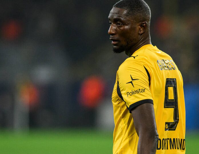 Играч на Дортмунд би бил идеална замена за Левендовски