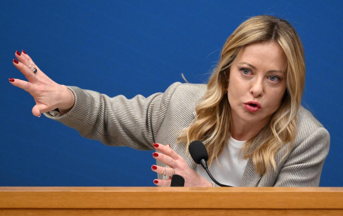 Мелони: Не би поддржала американски напад врз Гренланд, но тие мора да бидат таму