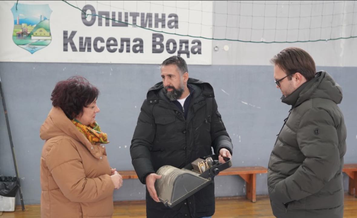 Општина Кисела Вода: Унапредени условите во спортската сала „Независна Македонија“