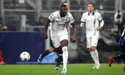 Садик се врати во Валенсија